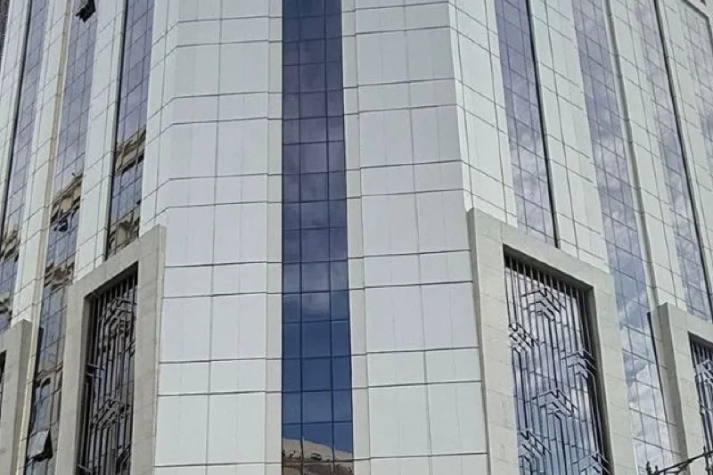 Gebäude des Ancyra Hotel in Medina